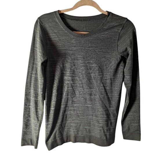 LULULEMON ATHLETICA Swiftly Tech Long Sleeve (Relaxed-Fit) Size 6 - Picture 3 of 5